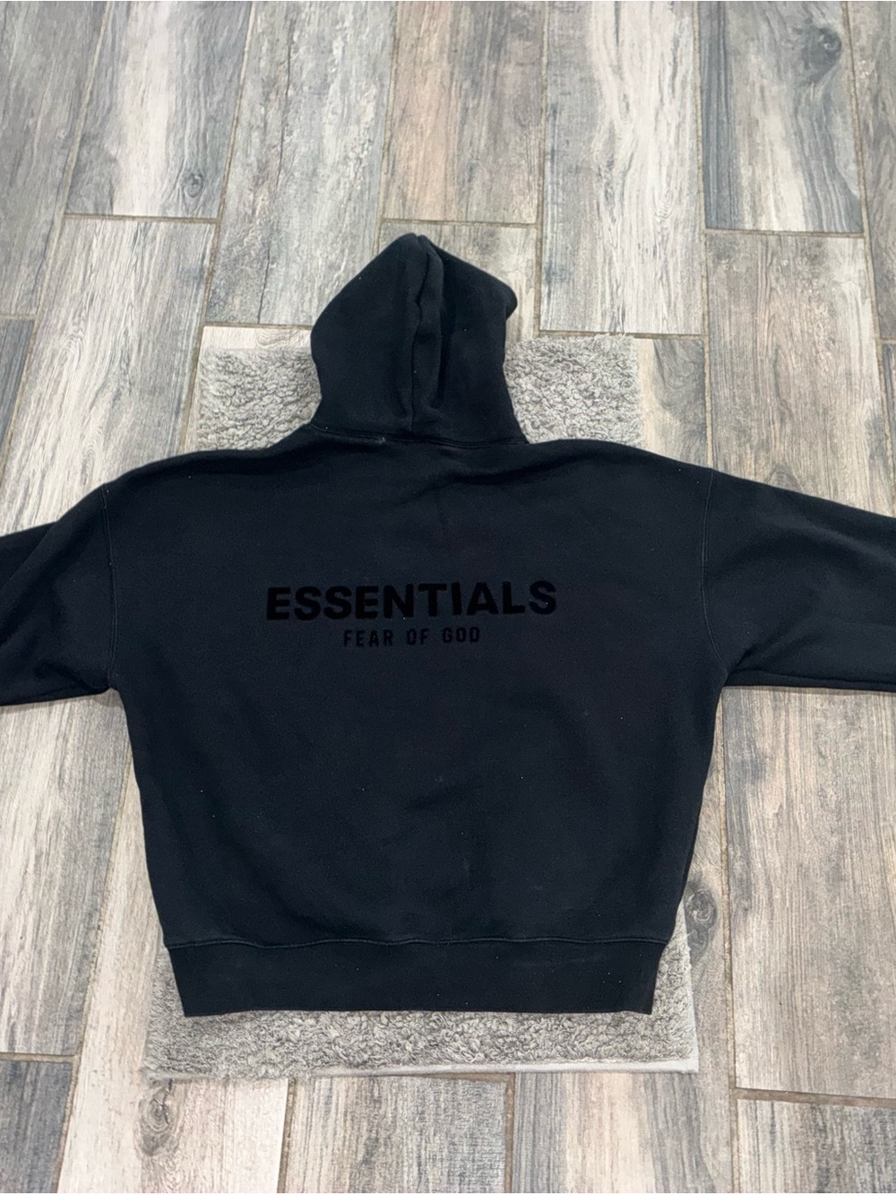 Essentials - Picture 2 of 8